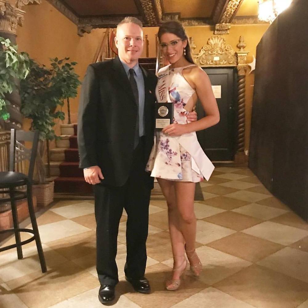 Meet your Posher, Nina