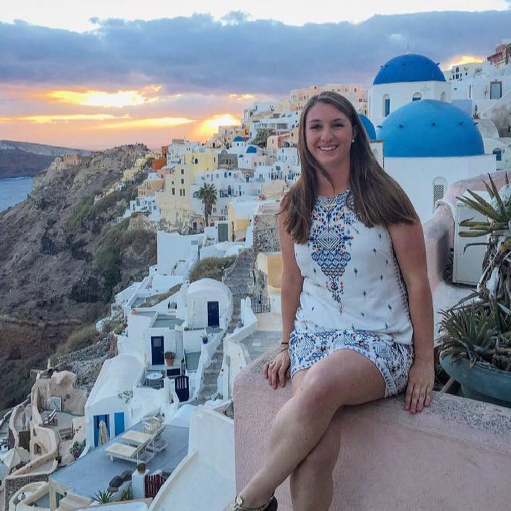 Meet your Posher, Monica