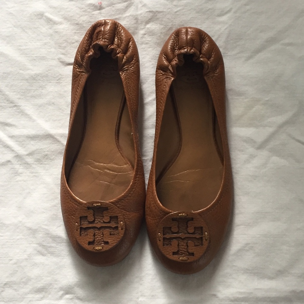 Tory Burch Reva Tan size 9.5. Amazing condition!