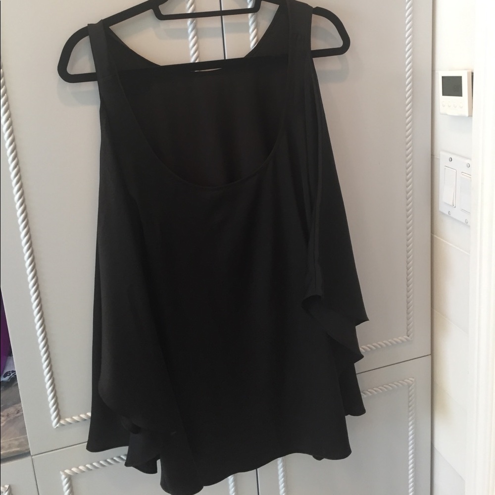 Top - Picture 2 of 4