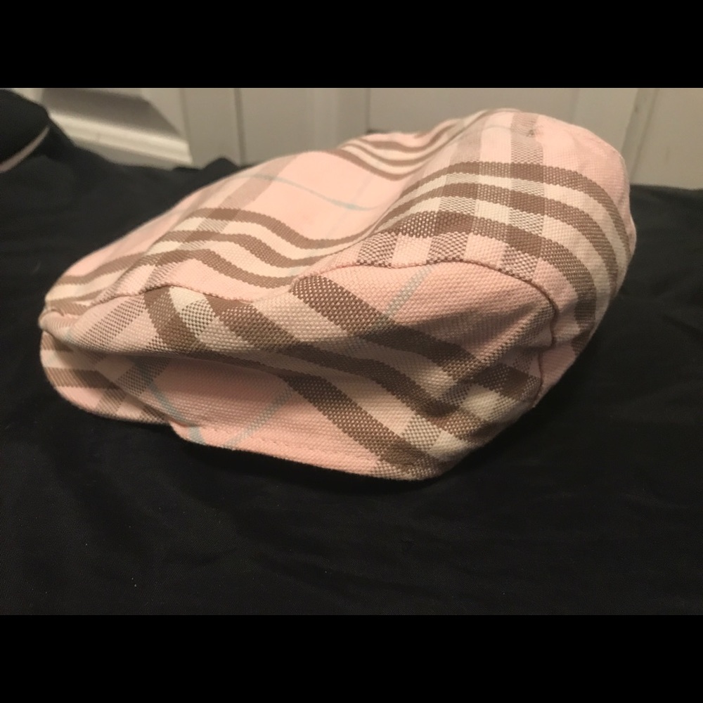 Pink Burberry snap cap