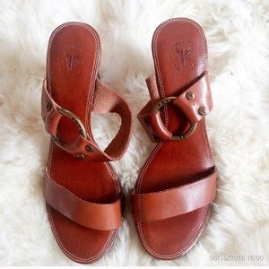 Heels frye brand