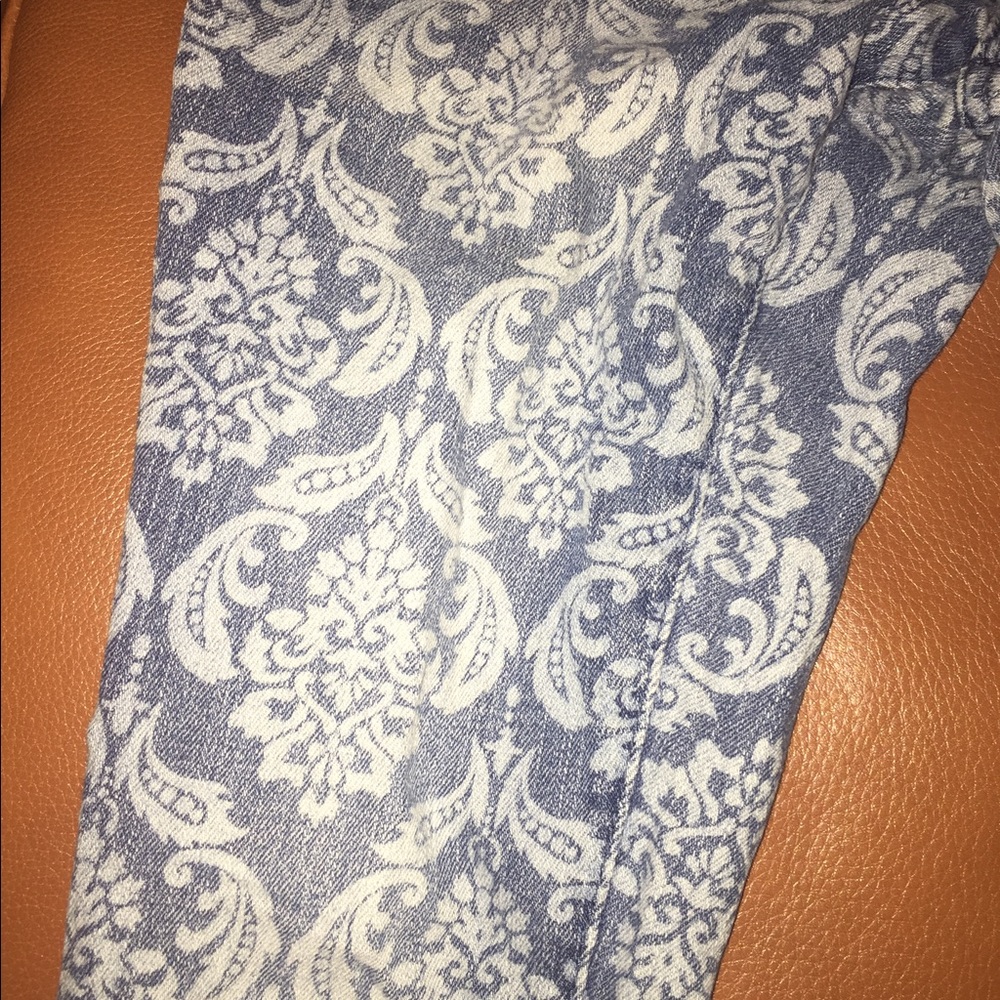 Forever 21 Printed Skinny Jeans