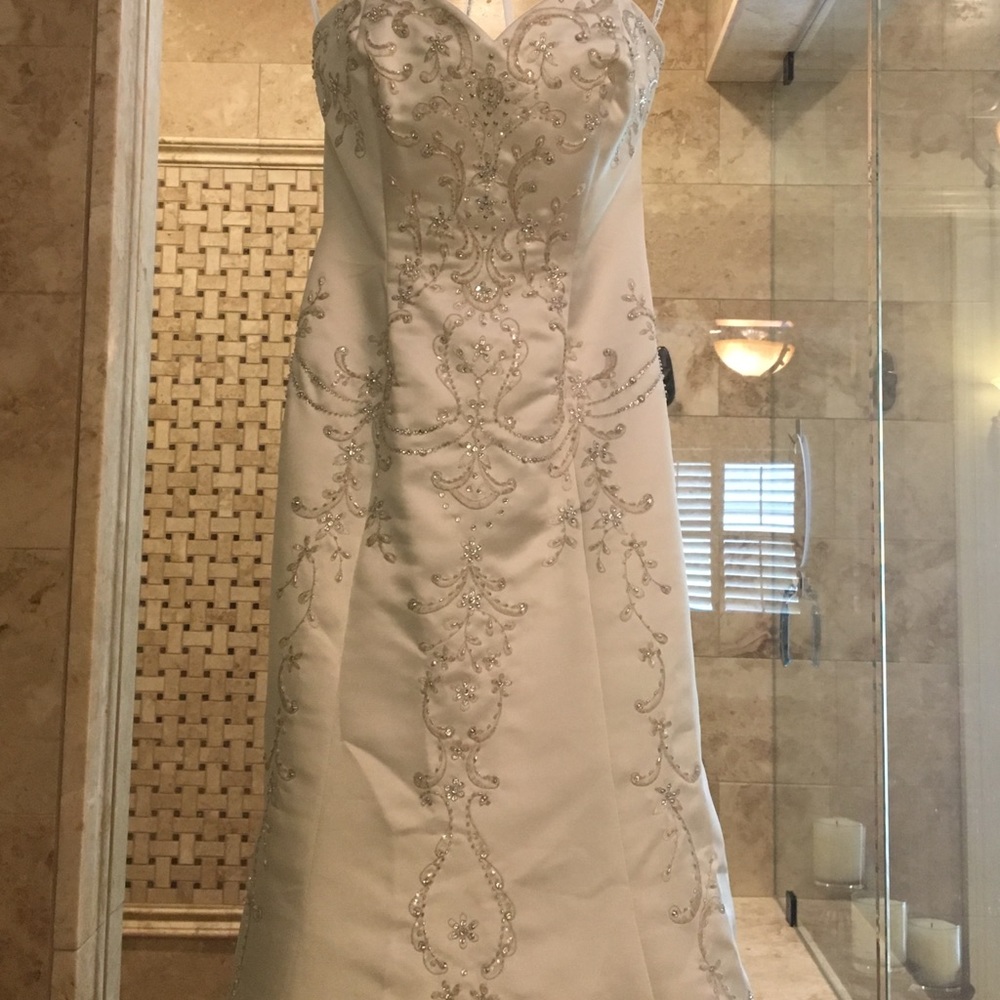 jasmine Couture  T934 wedding dress
