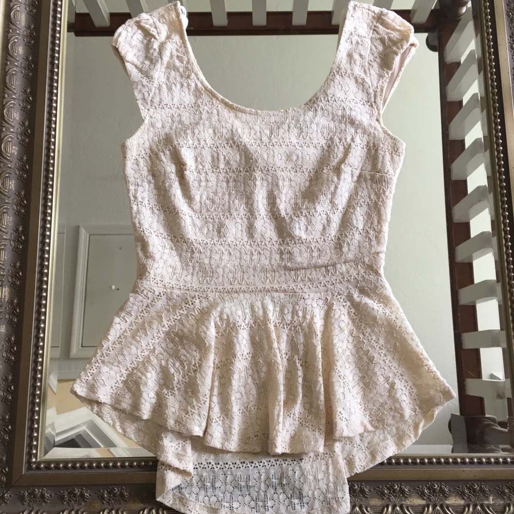 NWOT Gorgeous Lace Open-Back Top