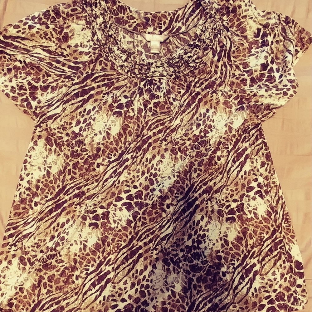 Woman's baige over brown blouse