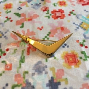 [Monet] Golden Check Mark V for Victorious Pin