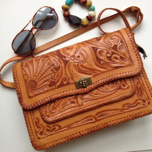 vintage Handbags - 70's hand-tooled leather shoulder bag purse