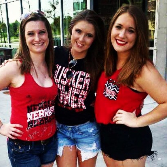 Meet your Posher, Heidi - Picture 2 of 4