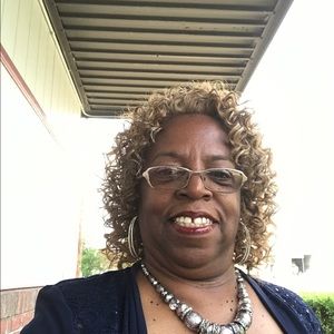 Meet your Posher, Annie