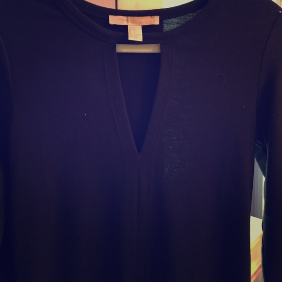 Long sleeve open cut front black dress - Picture 3 of 5