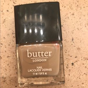 Butter London Nail Lacquer in Yummy Mummy