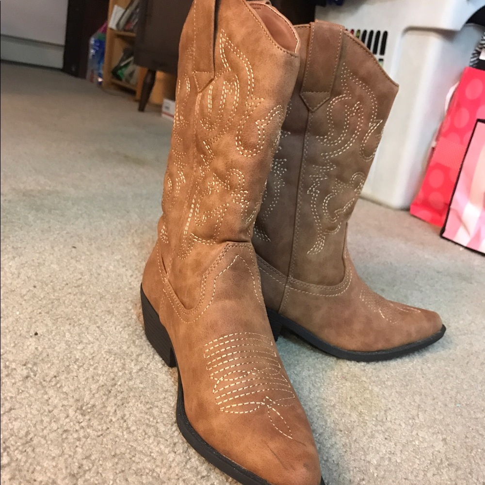 Rue 21 cowboy boots