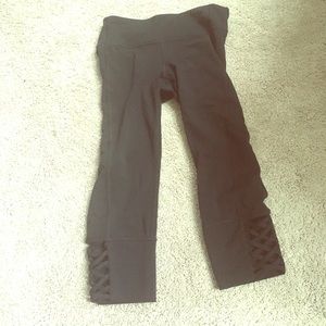 Athleta cropped leggings