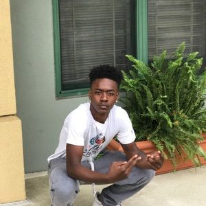 Meet your Posher, Dylan