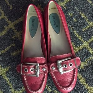Fitzwell Red Moccasin Driving Shoes Size 7.5M