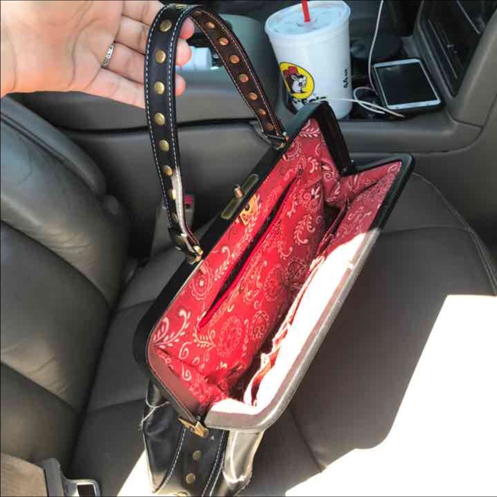 Purse - Picture 4 of 4