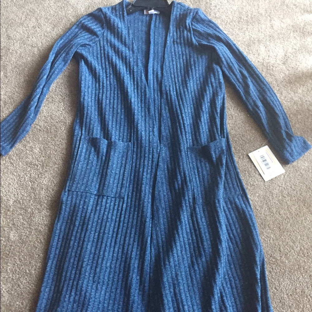 **NWT**LuLaRoe Sarah Cardigan- Small