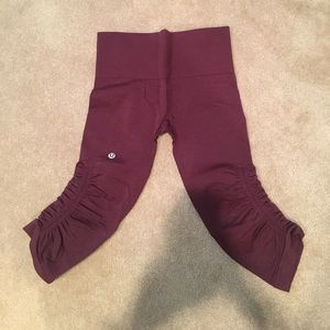 Lulu lemon cropped compression leggings