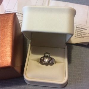 Claddagh Ring (Sterling Silver) Size: 8