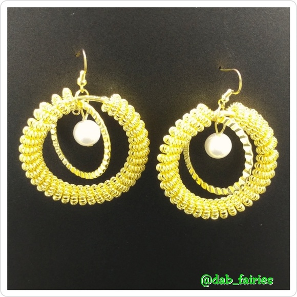 🔮SOLD🔮VTG fashion jewelry earrings - Picture 3 of 5