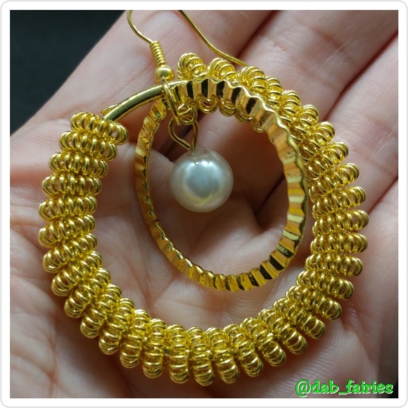 🔮SOLD🔮VTG fashion jewelry earrings - Picture 4 of 5