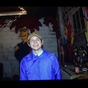 Meet your Posher, Adam