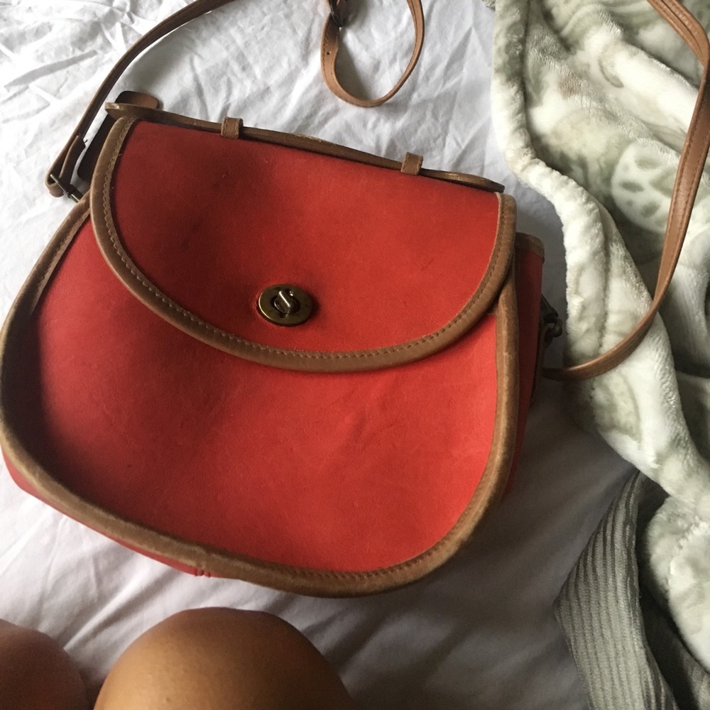 PELLE STUDIO GENUINE LEATHER