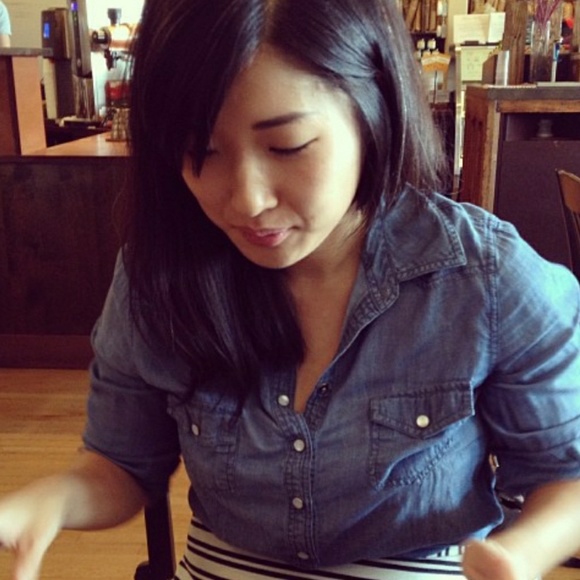 Meet your Posher, Sharon - Picture 1 of 1