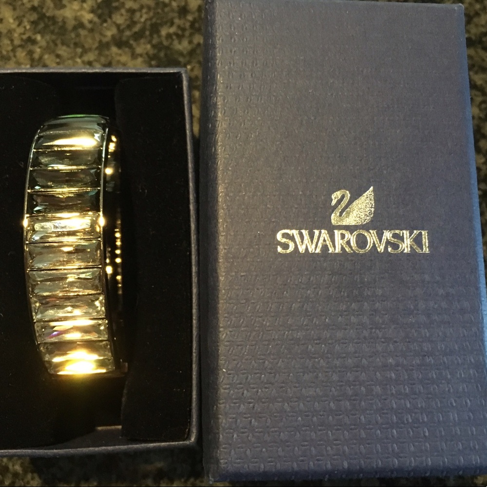 Swarovski crystal hinge bracelet