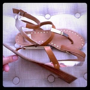 Dolce Vita sandals✨