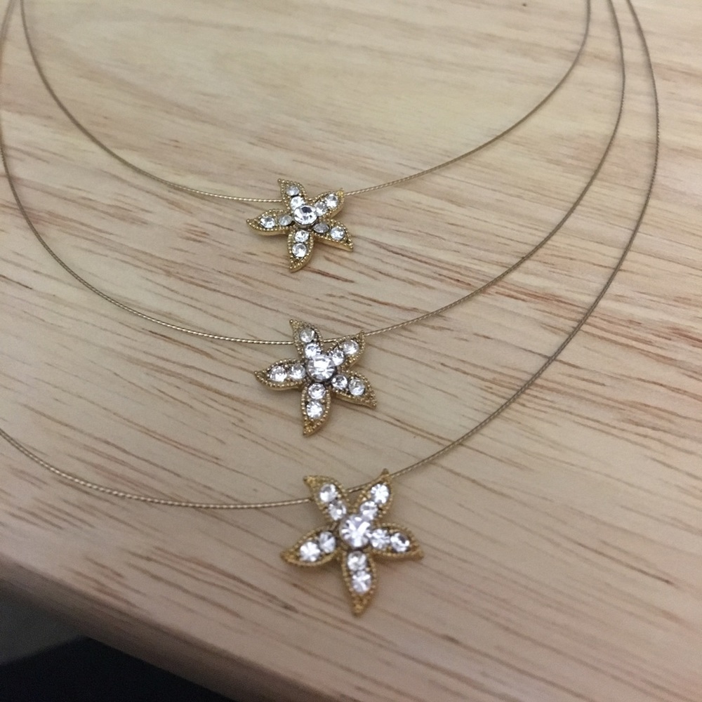 Triple jeweled flower wire necklace