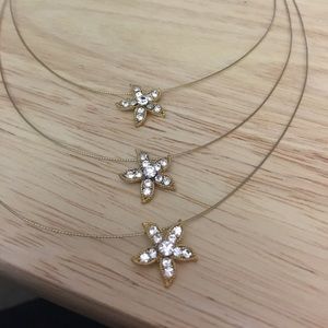 Triple jeweled flower wire necklace