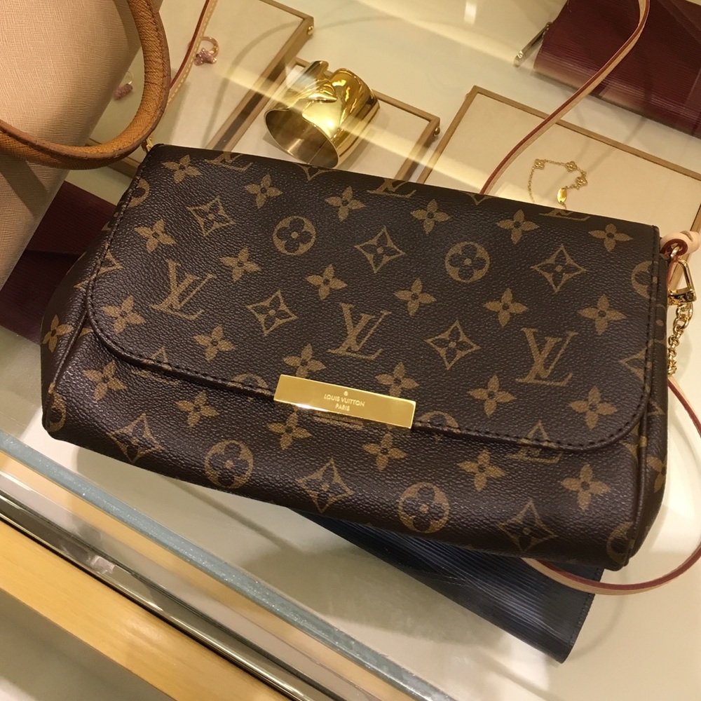 Meet your Posher, Omayra