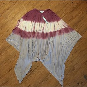 New (NWOT) Shark-bite Tie Dye Poncho