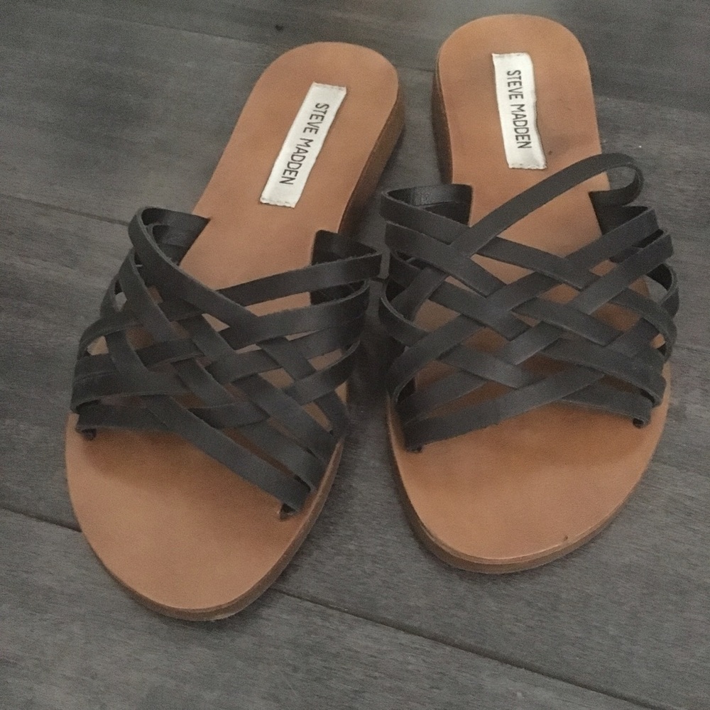 Steve Madden Woven slide on sandals💁🏼💁🏼