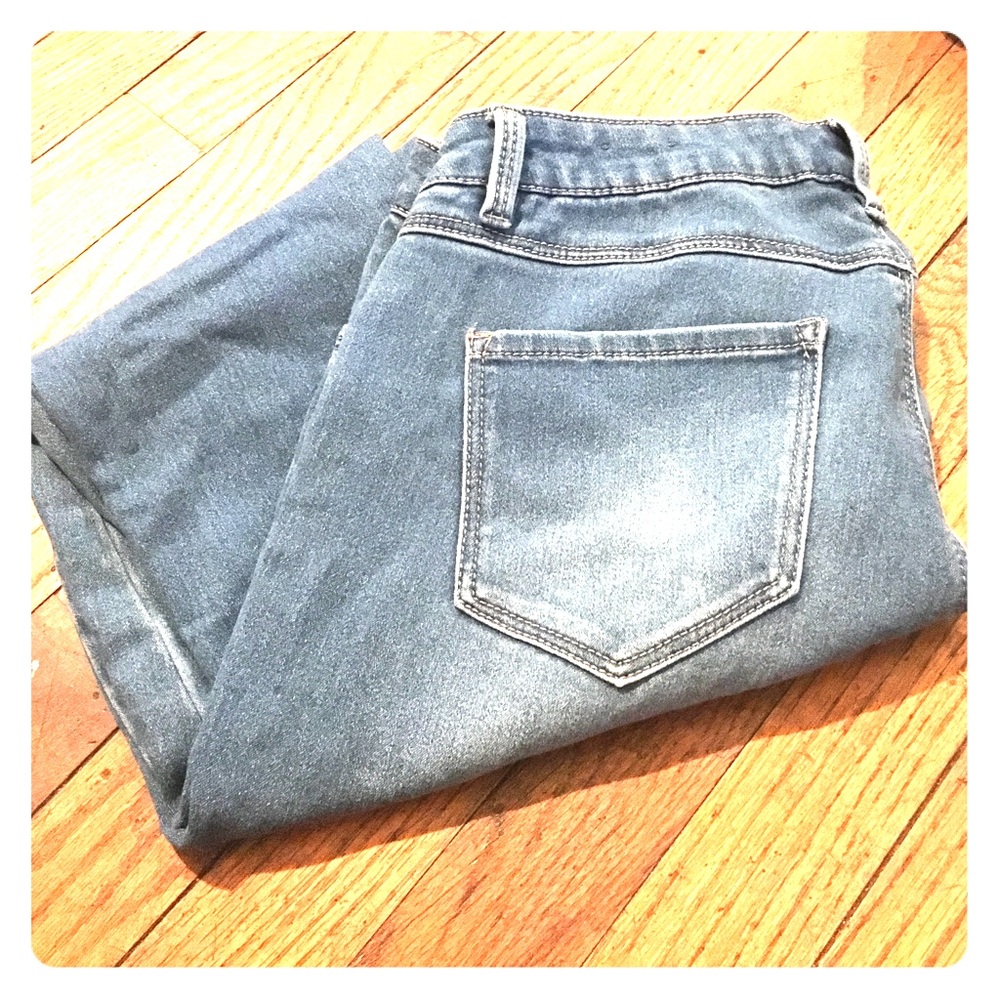 Skinny jeans, comfy and stretchy!!