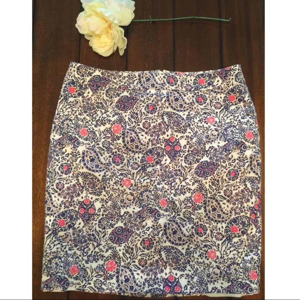 Ann Taylor pencil skirt