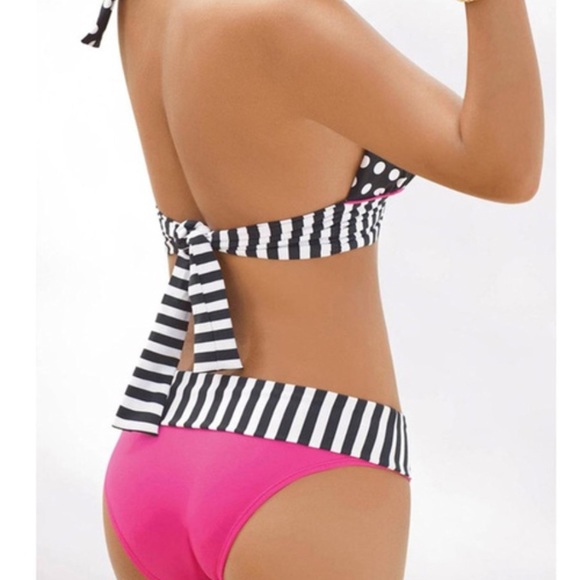 ✨HP! Pink & Black stripe-polka dot Halter bikini - Picture 4 of 8