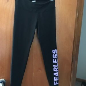 "Fearless" leggings size medium. Never worn.