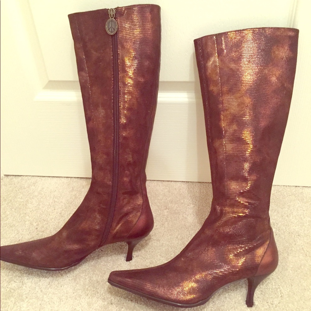 Donald J Pliner deep metallic boots