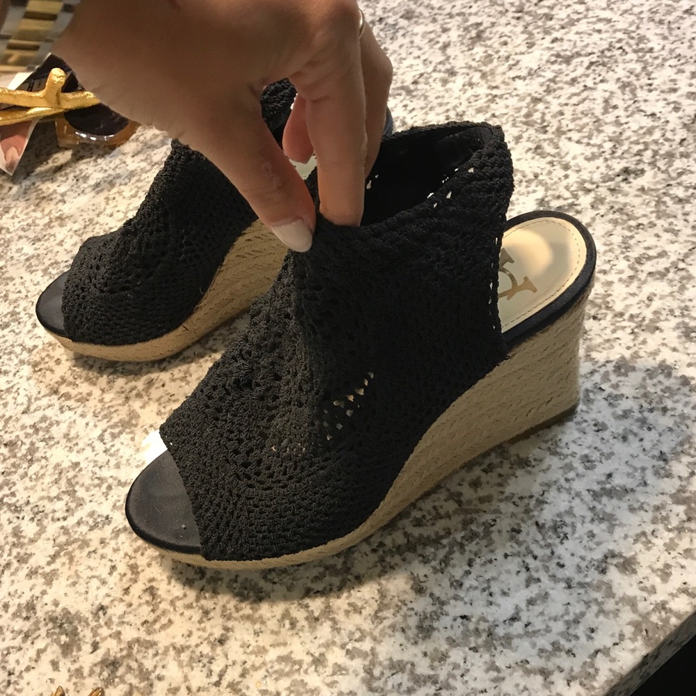 Vince Camuto wedges black top tan wedge 7 1/2