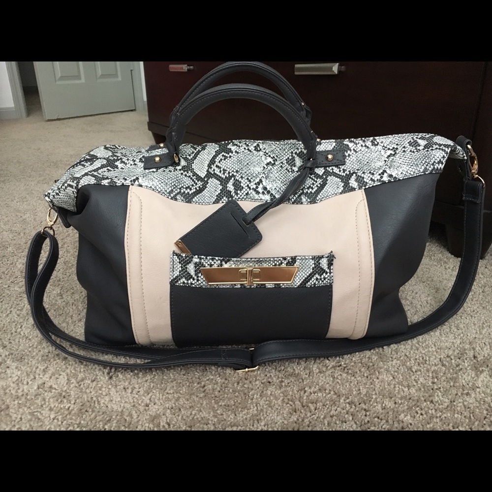 Weekend bag - Picture 2 of 2