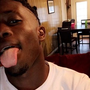 Meet your Posher, Julian