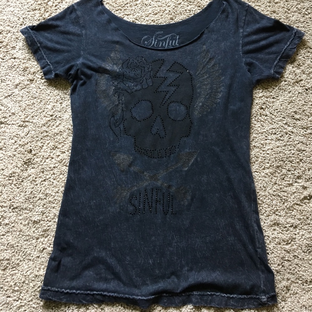 Sinful tee