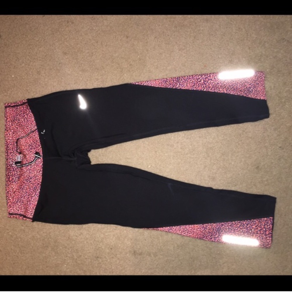 Nike Capri yoga pants