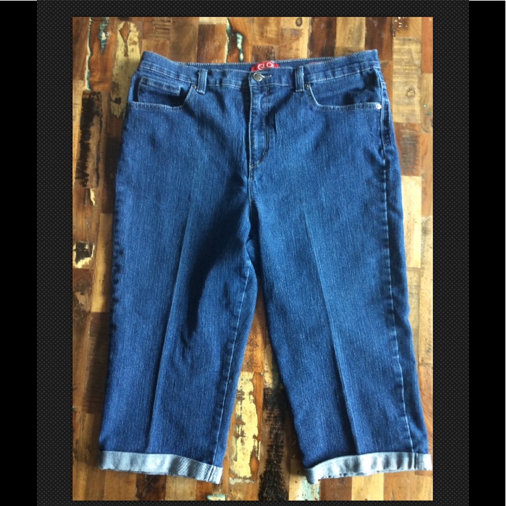 GLO Gloria Vanderbilt denim Jean Mandy Capri Sz 16