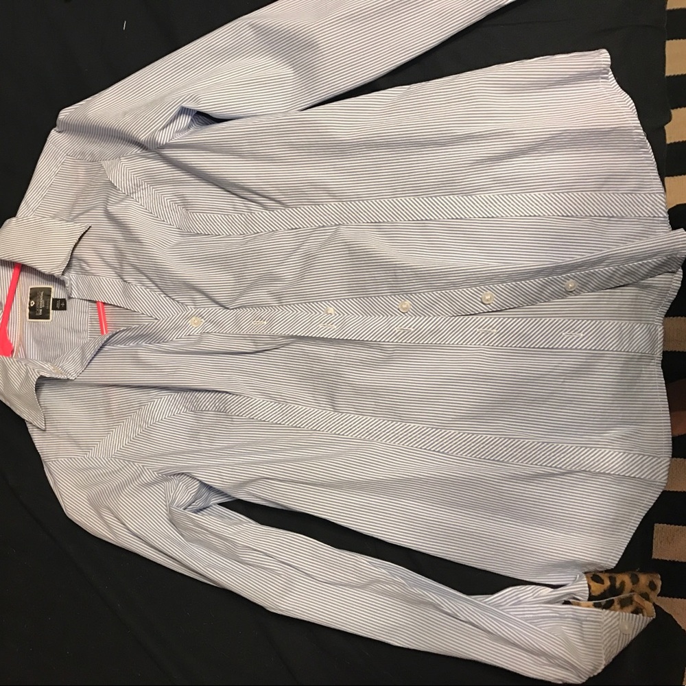 Express- The Essential Shirt