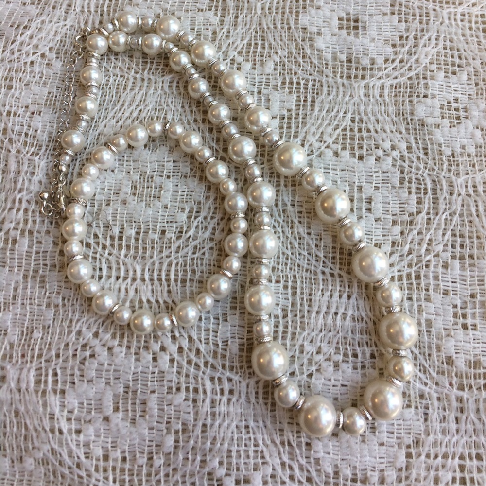 High quality costume jewelry, Pearls &Silver Set