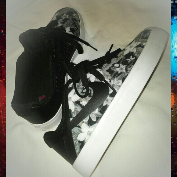 NIKE Other - NIKE HTF Paul Rodtiquez Skate Sneakers sz.4 NWOTs